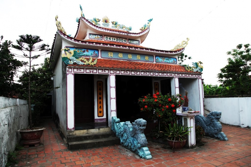 Cao thuỷ tổ Mai Tiến - Lê Thị Hoa